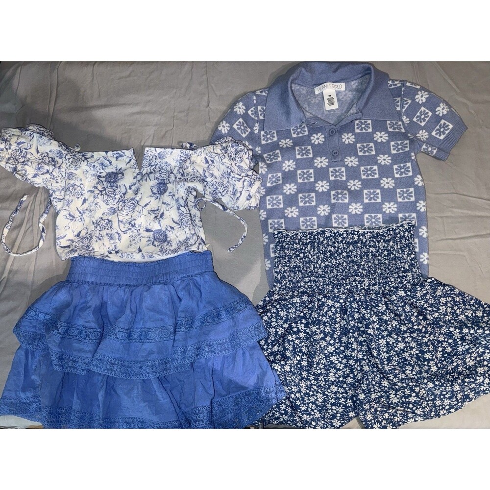 Teen Girl XS Summer Bundle. Skorts, Shirts, Tops. Lot Of Four. Great Condition.